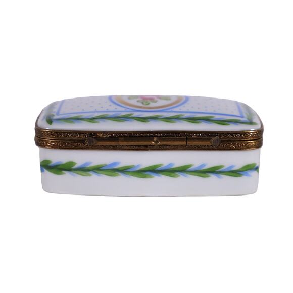 Vintage Limoges Hand-Painted Porcelain Stamp/Trinket Box – Dual Compartment - Picture 6 of 9